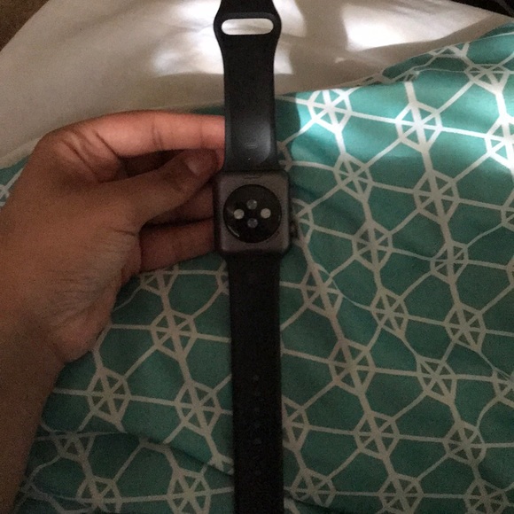 Apple Watch - Picture 2 of 2